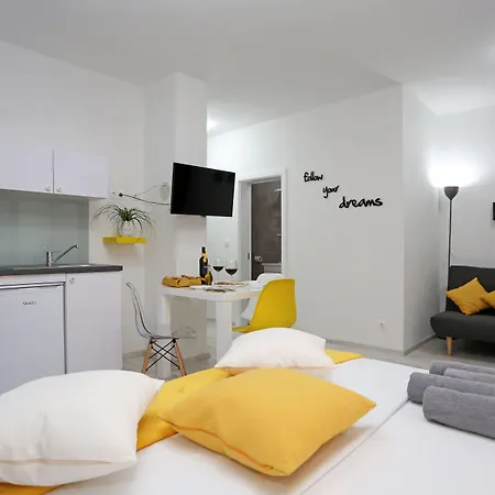 Gæstehus Domenico 4*