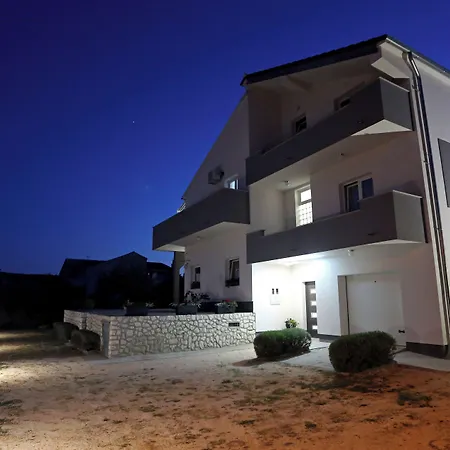 Konukevi Domenico 4*