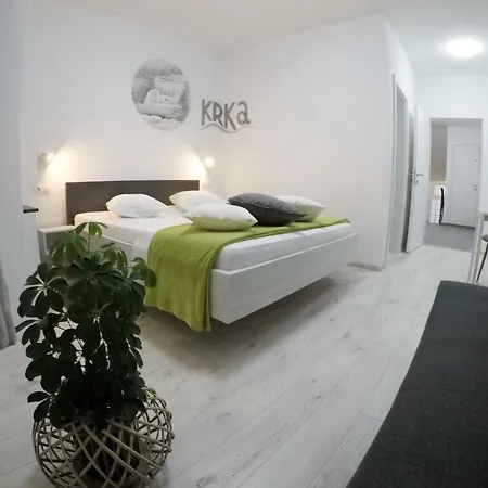 Domenico 4* Lozovac