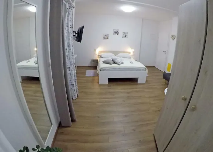 בית הארחה Domenico